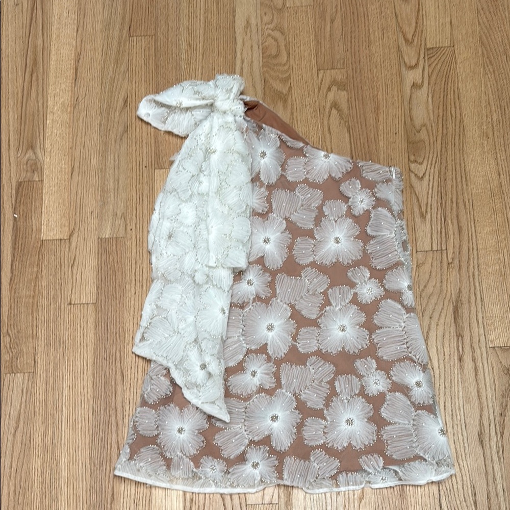 Elliatt Beaded One Shoulder White Bow Dress